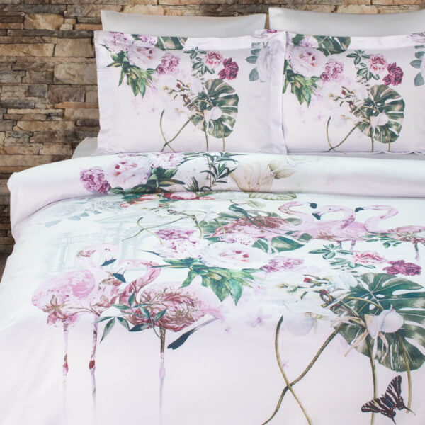 Alternative view of Flamingo