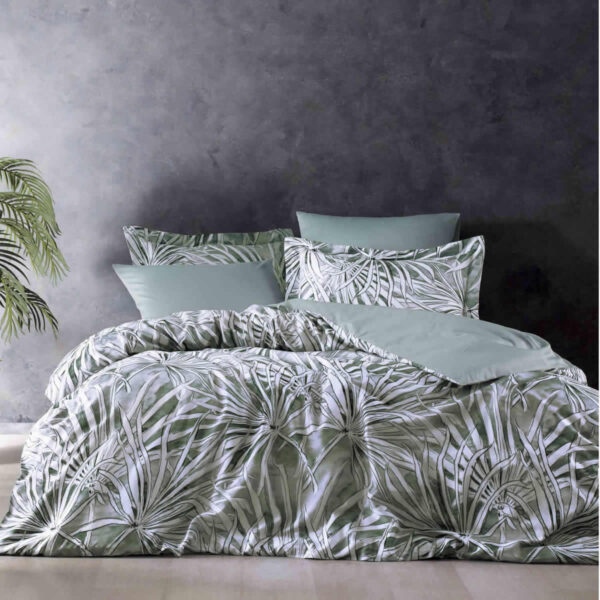 Alternative view of Nina